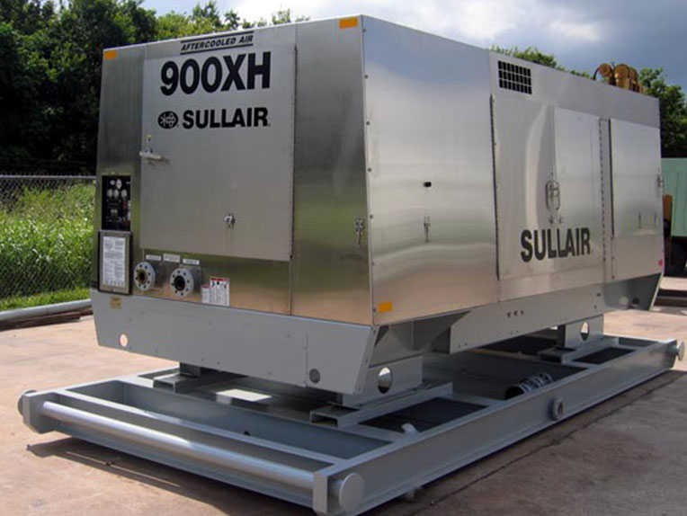 Sullair 900XH offshore diesel compressor package